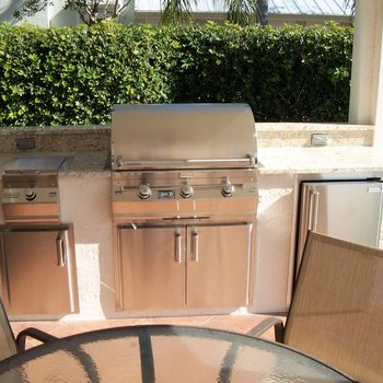 Outdoor Kitchens