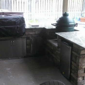 Outdoor Kitchens