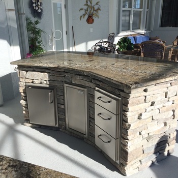 Outdoor Kitchens