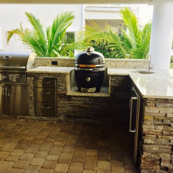 Outdoor Kitchens