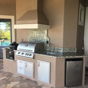 Outdoor Kitchens