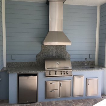 Outdoor Kitchens