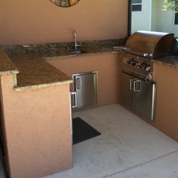 Outdoor Kitchens