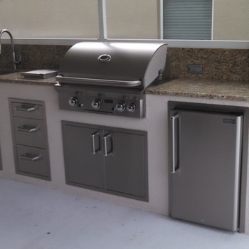 Outdoor Kitchens