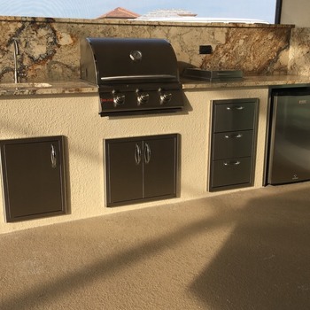 Outdoor Kitchens