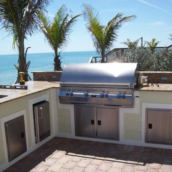 Outdoor Kitchens