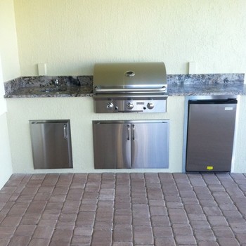 Outdoor Kitchens