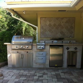 Outdoor Kitchens