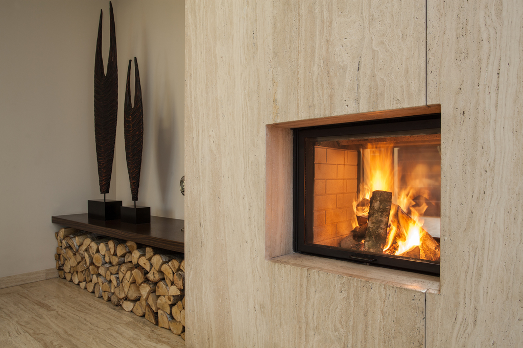 Natural gas fireplace insert